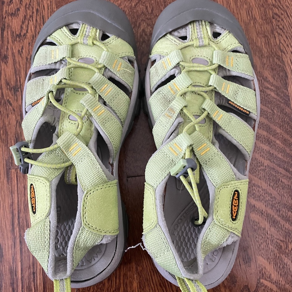 Keen sandals. Size 7.5